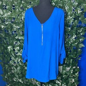 Elegant Blue Women's Top with Zipper Detail